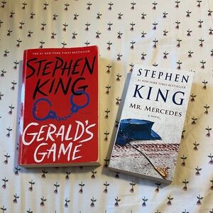 Stephen King Book Bundle – Gerald’s Game & Mr. Mercedes